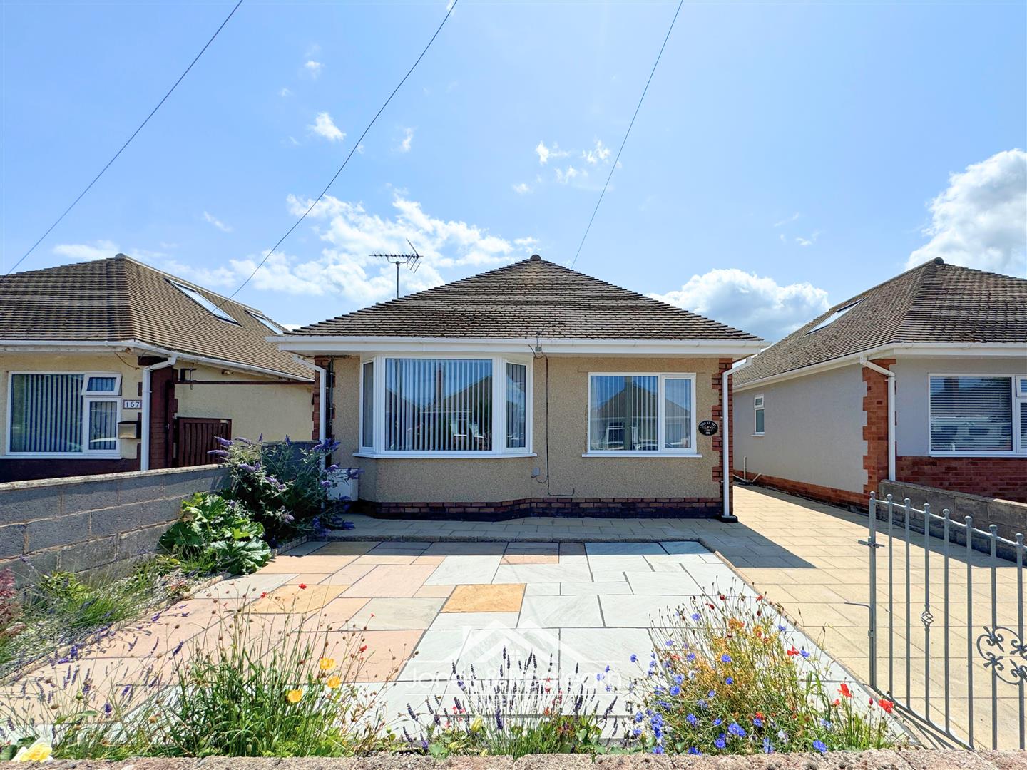 Estate Agents In Rhyl and North Wales - Jones & Redfearn